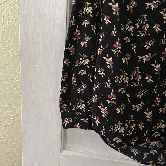 Splash Boho Lightweight Black Floral Long Sleeve Button Down Blouse Top - Picture 3 of 5